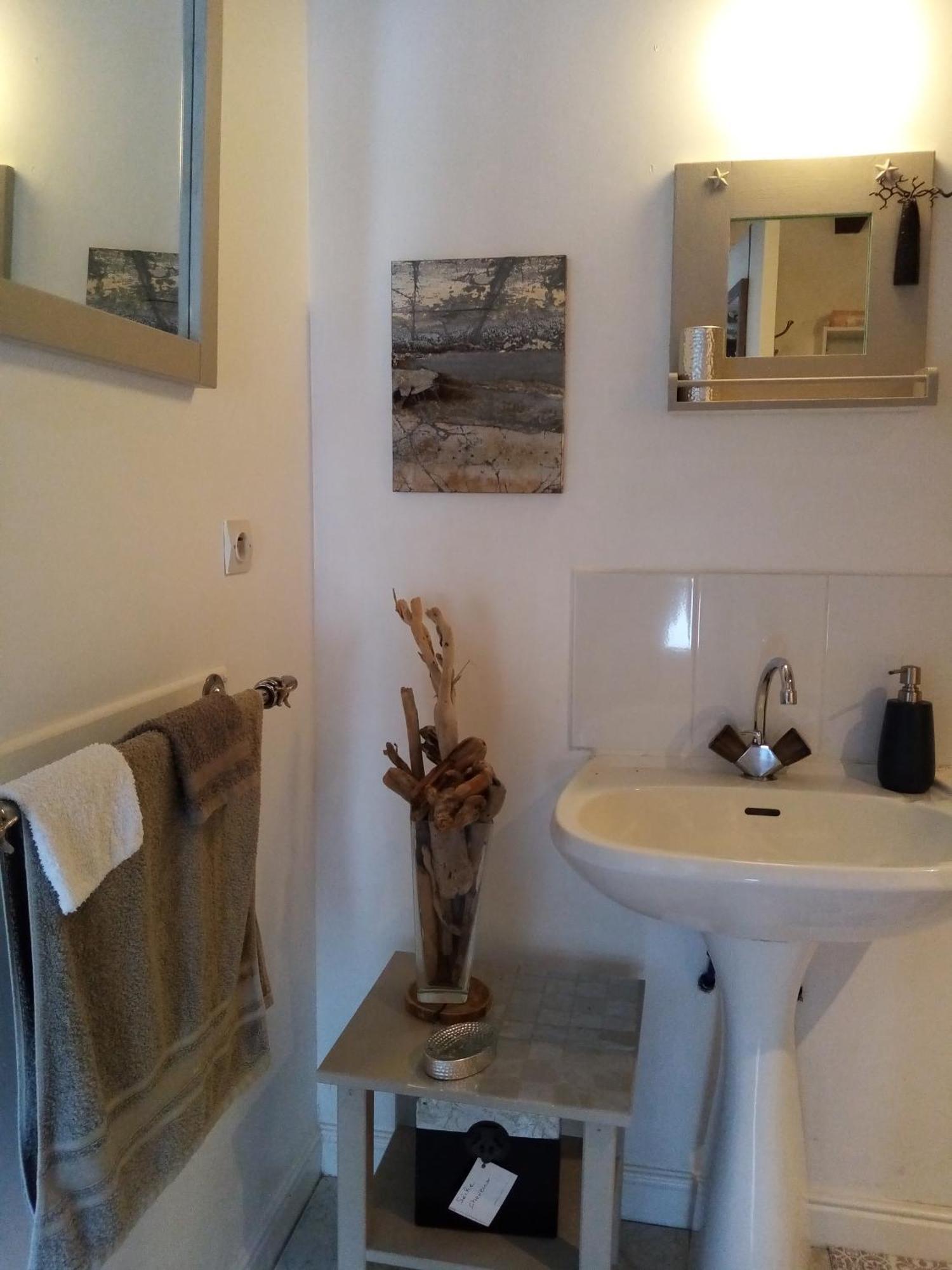 Chambre D Hotes Dans Maisonnette Independante Saint-Sornin-Lavolps 外观 照片